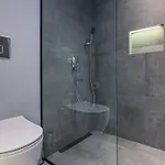 S-cape Szálloda *