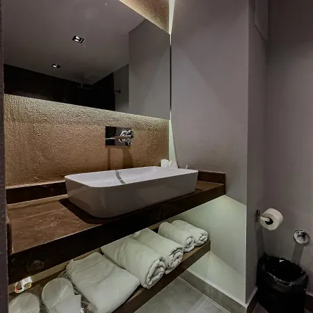 Otel S-cape