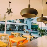 Otel S-cape