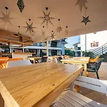 Otel S-cape *
