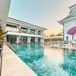 Otel S-cape