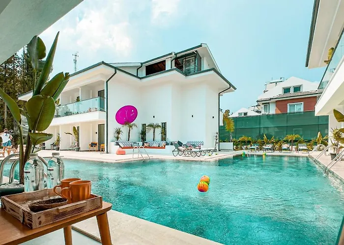 Hotel S-cape *